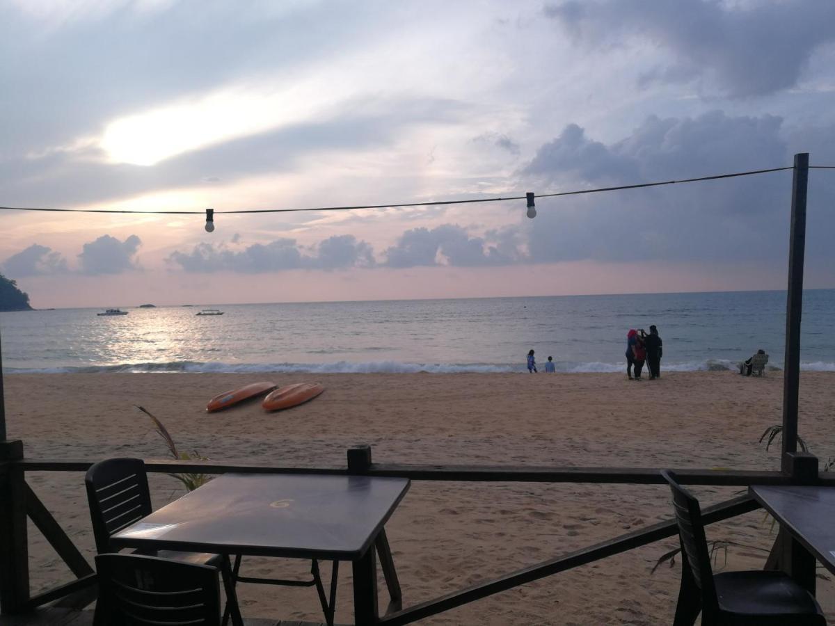 Rainbow Tioman Cottage Kampong Juara Екстер'єр фото