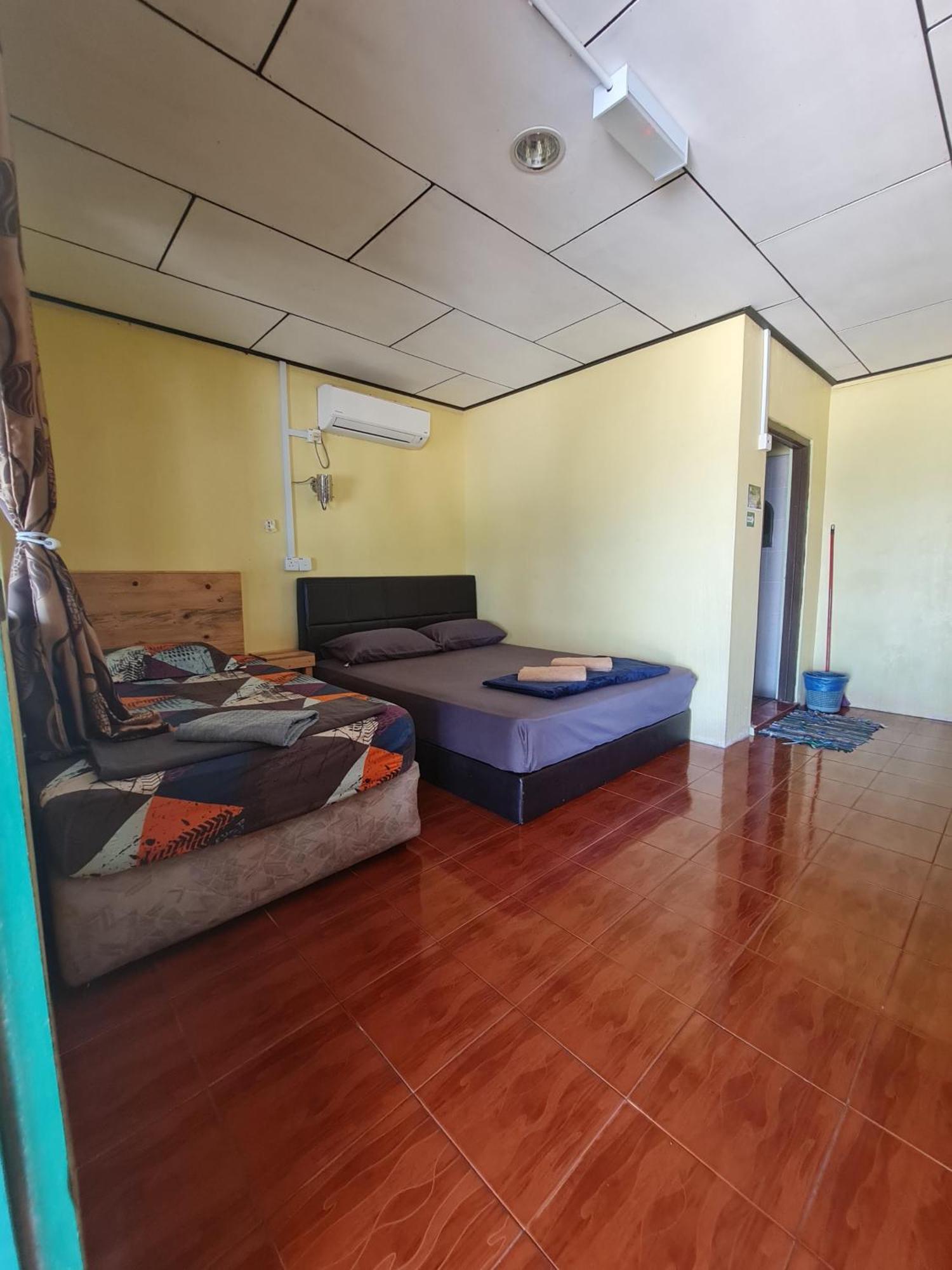 Rainbow Tioman Cottage Kampong Juara Екстер'єр фото