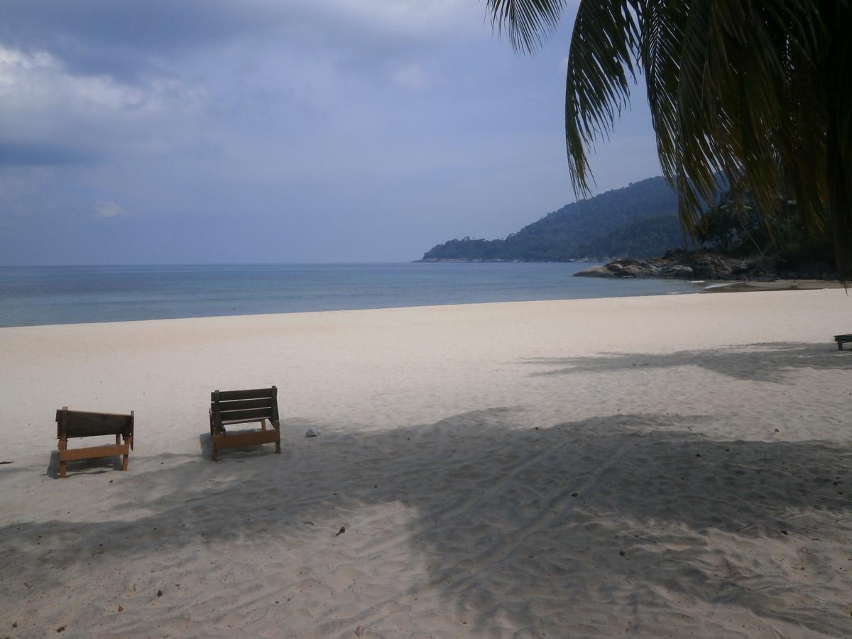 Rainbow Tioman Cottage Kampong Juara Екстер'єр фото