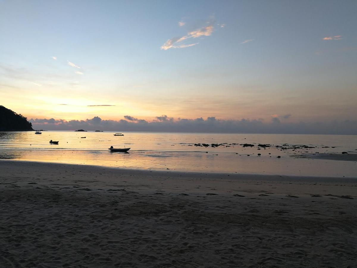 Rainbow Tioman Cottage Kampong Juara Екстер'єр фото